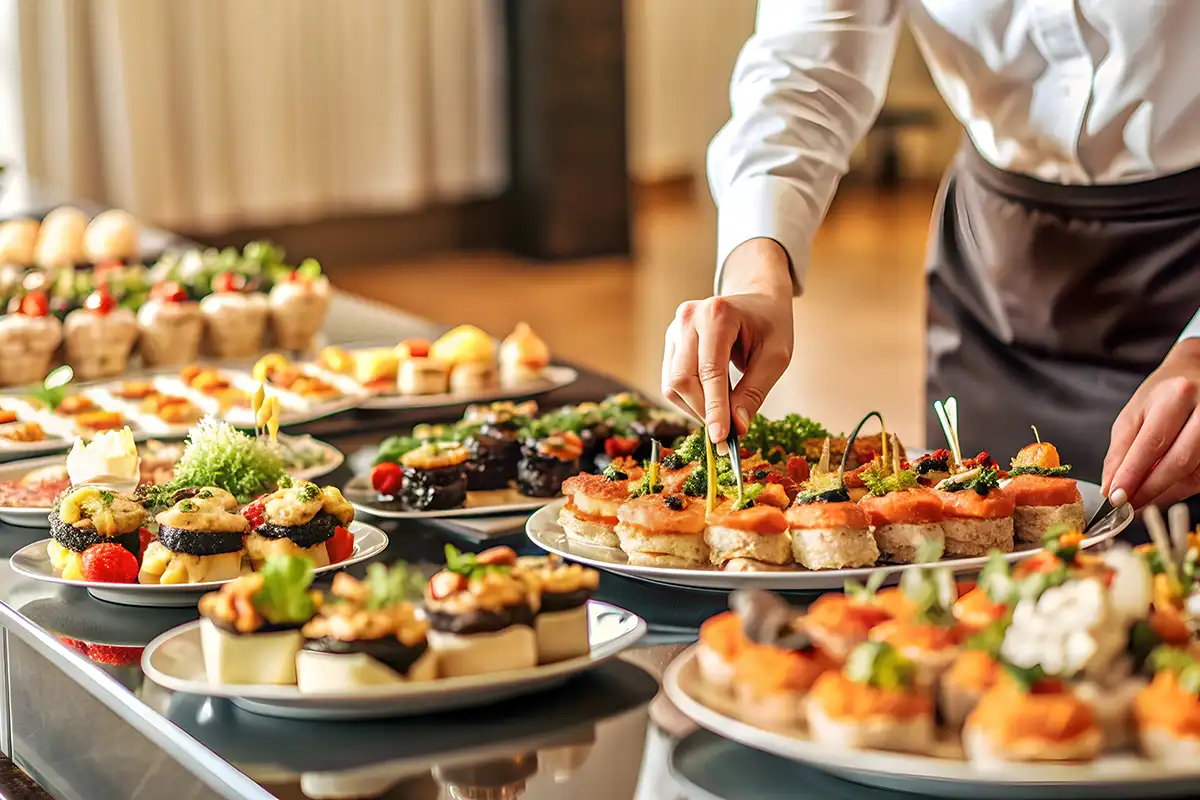 Ley 1/2025 de desperdicio alimentario: cómo afecta a la gestión de residuos en hoteles y restaurantes